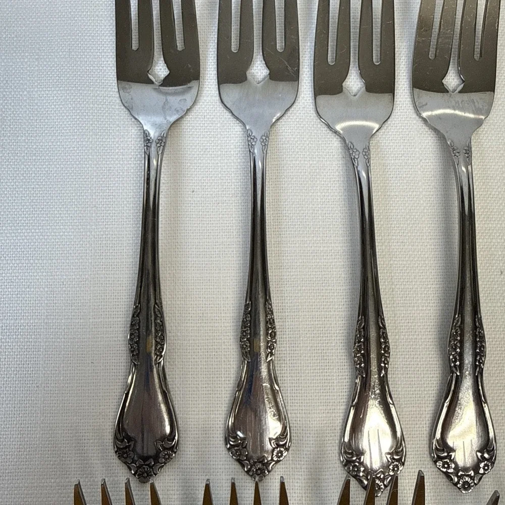 Oneida Mansfield Amadeus Forks Salad 10 Wm A Rogers Deluxe Stainless Flatware